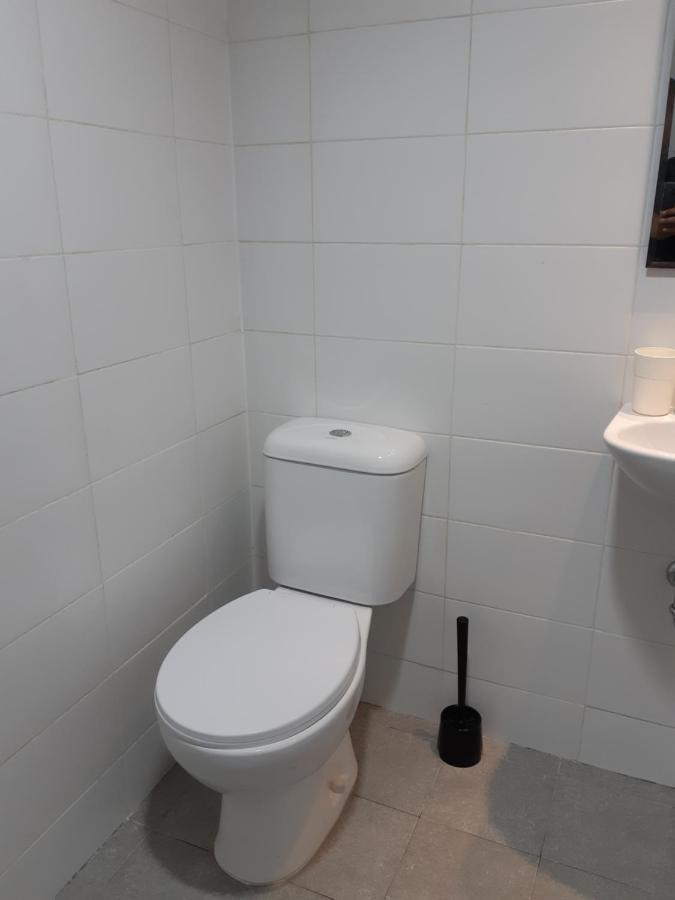 Urooms Senayan Джакарта Екстериор снимка