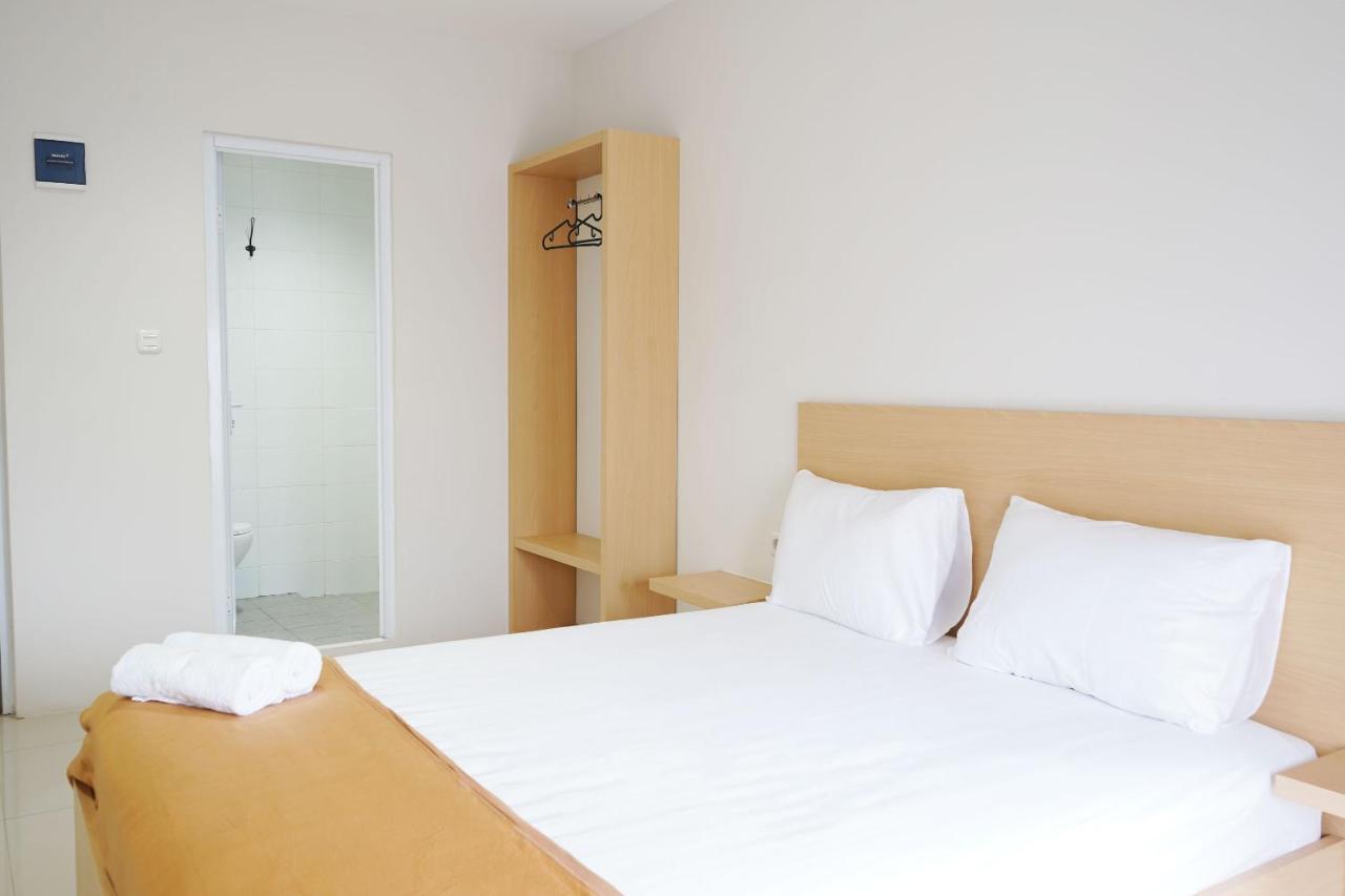 Urooms Senayan Джакарта Екстериор снимка