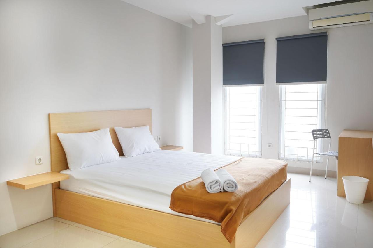 Urooms Senayan Джакарта Екстериор снимка