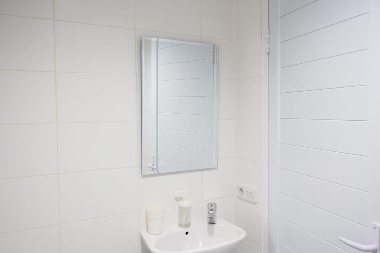 Urooms Senayan Джакарта Екстериор снимка