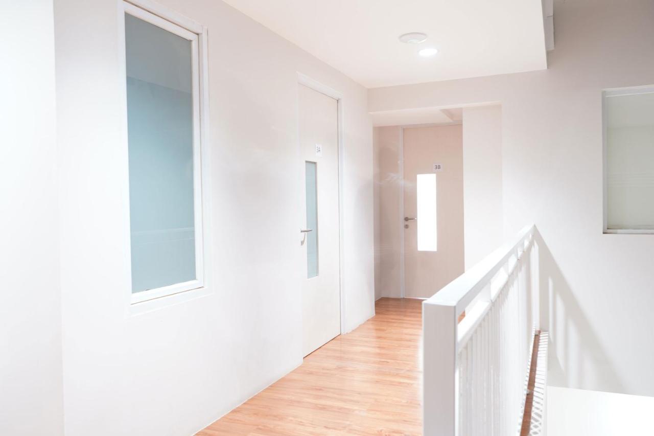 Urooms Senayan Джакарта Екстериор снимка